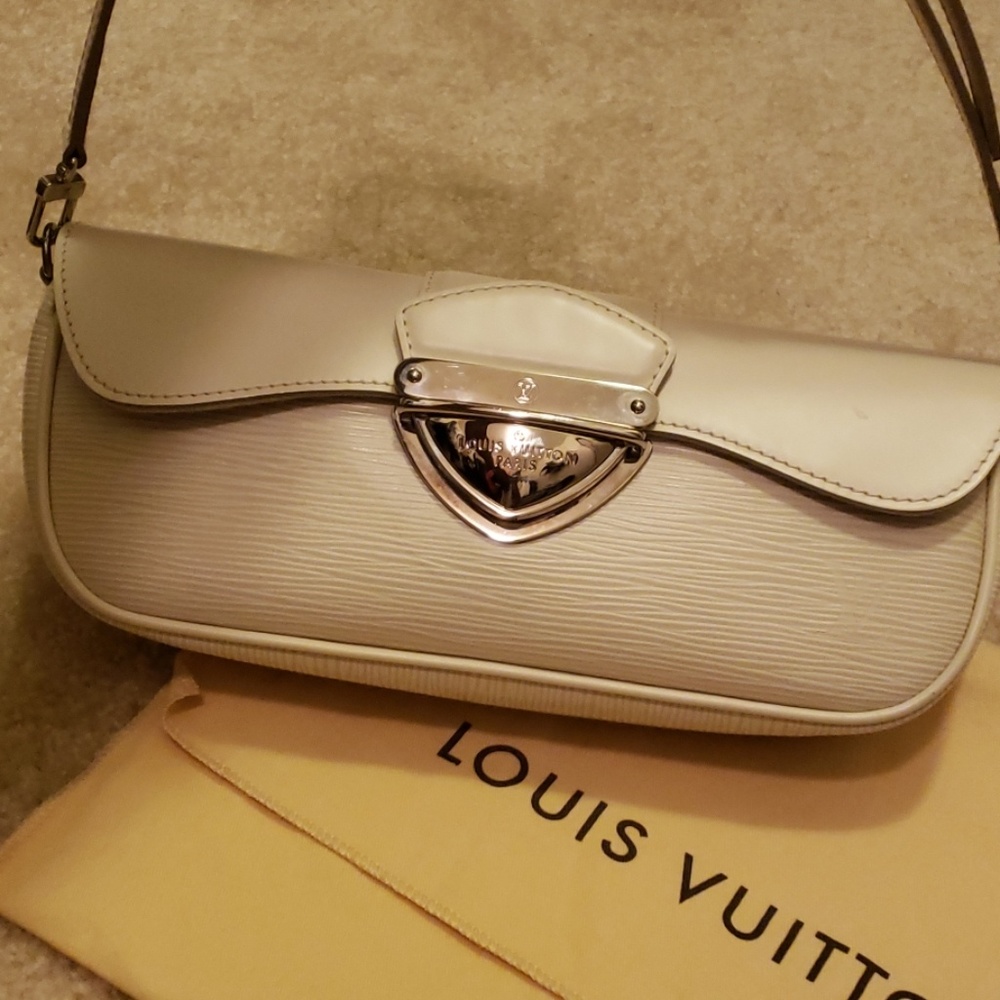 Louis vuitton purse